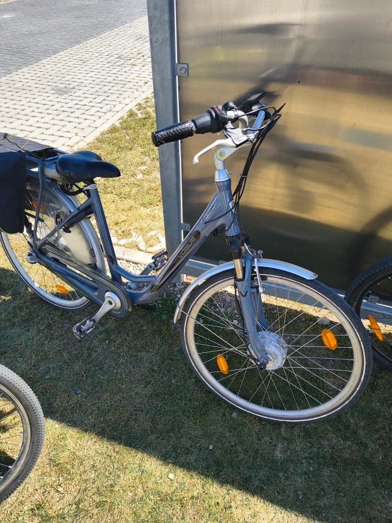Dames stadsfiets elektrisch bereik nog + 60 km, Ophalen