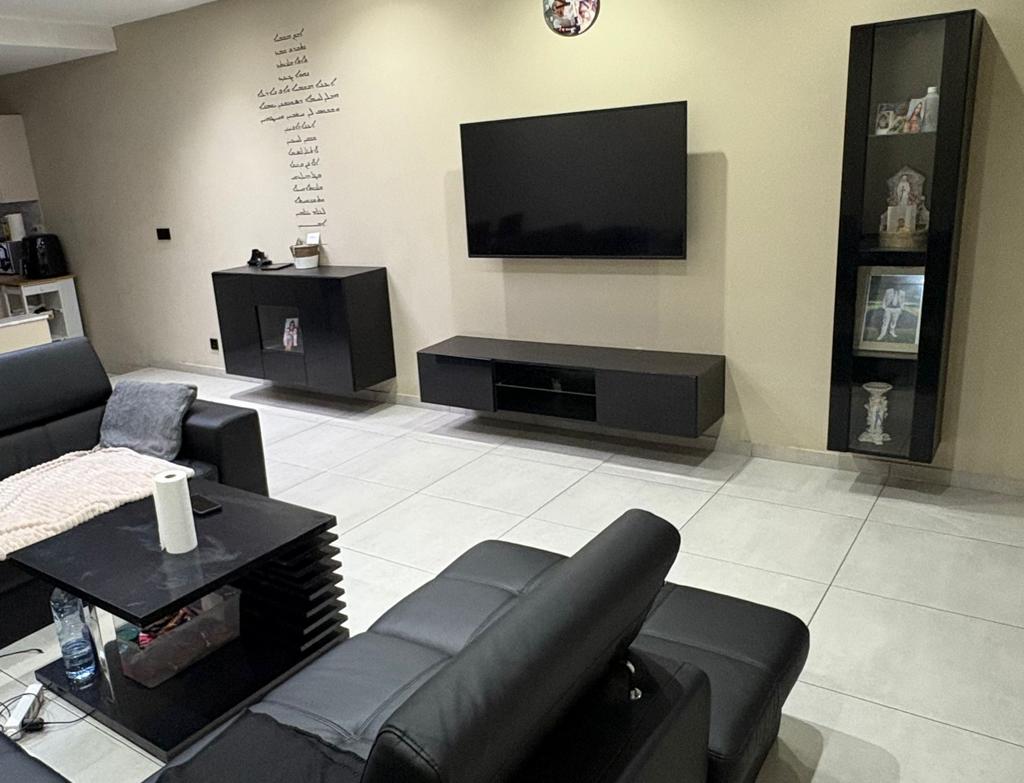 TV-meubel, vitrinekast, dressoirkast, salontafel, Huis en Inrichting, Ophalen