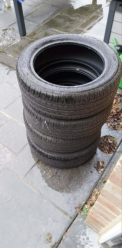 4 pneus été, Enlèvement