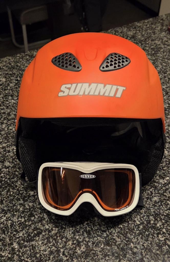 Skihelm, skibrilhouder, afneembare oorbeschermers, Ophalen of Verzenden, Zo goed als nieuw