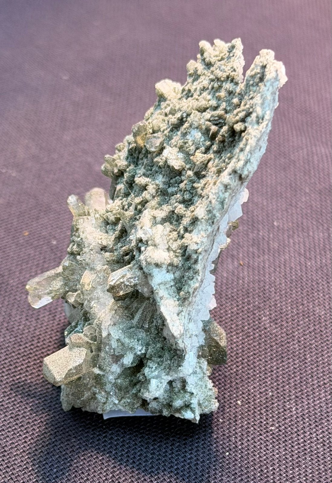 Quartz chlorite sur matrice — échantillon de minéral naturel, Enlèvement ou Envoi, Minéral
