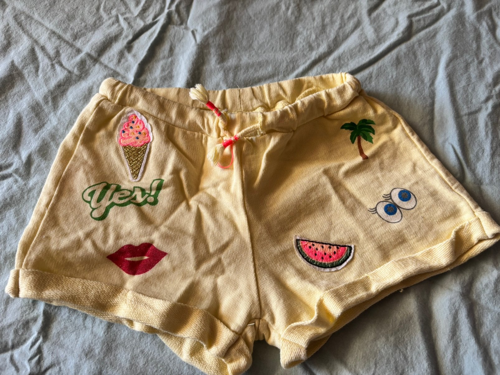 Mooi geel zome shortje voor meisje, Kleding | Heren, Badmode en Zwemkleding, Ophalen of Verzenden, Geel