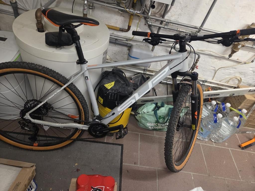 Vend vélo impeccable, Autres marques, Moins de 10 vitesses, Comme neuf, Frein à disque