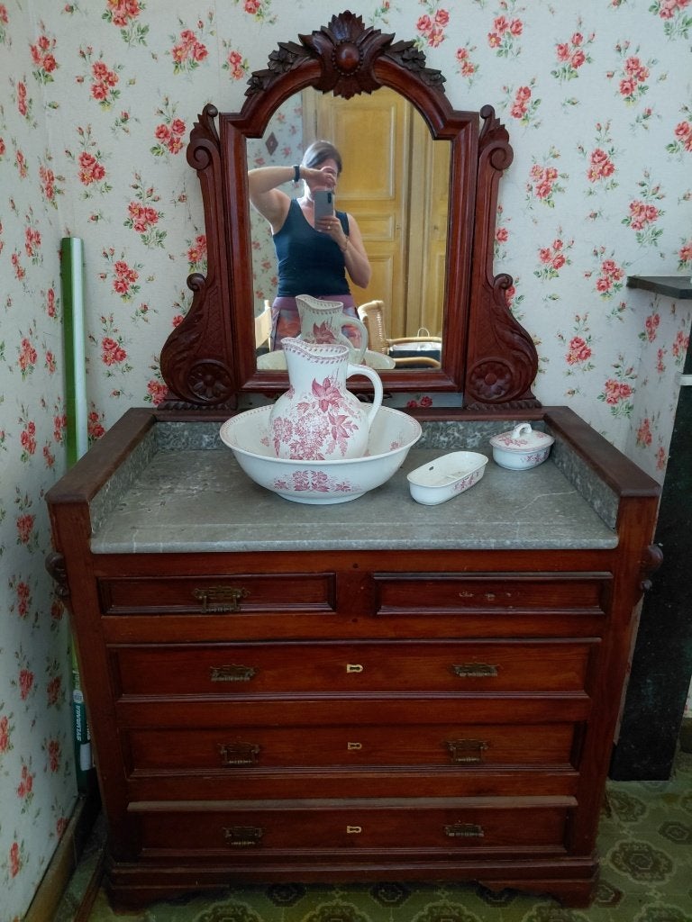 Commode ancienne avec miroir, Maison & Meubles, 5 tiroirs ou plus, Enlèvement, Utilisé