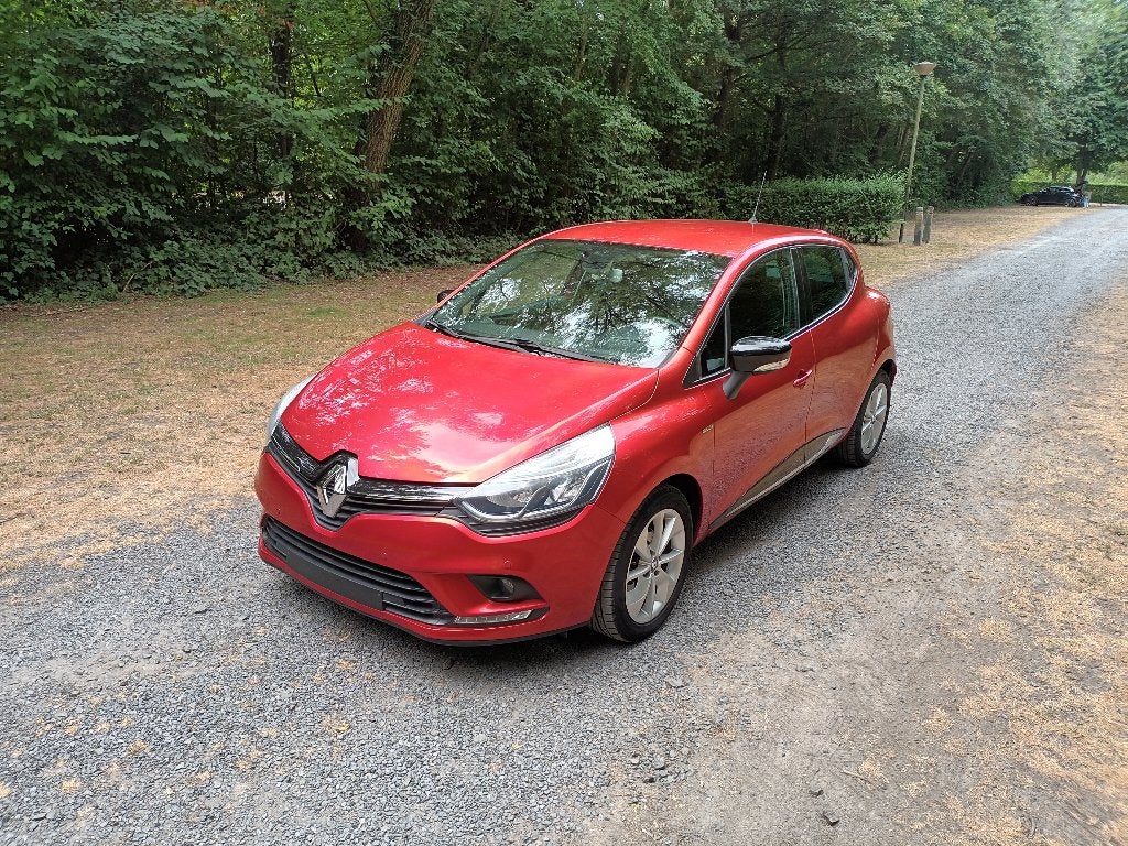 Renault Clio Limitée - 1.2 TCe 2017, Autos, Rouge, 87 kW, Euro 6, Entreprise