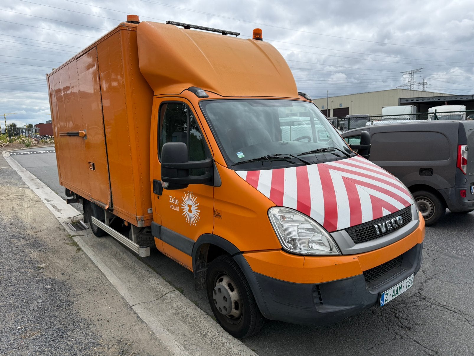 Iveco daily 40c15 netto 6500€, Auto's, Bestelwagens en Lichte vracht, Achterwielaandrijving, Iveco, Bedrijf, 107 kW