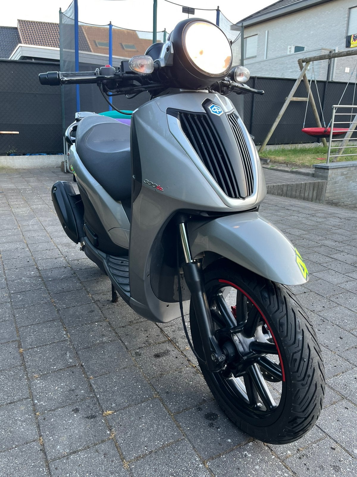 Piaggio Carnaby 300cc, Poignées chauffantes, 300 cm³, Scooter, Occasion