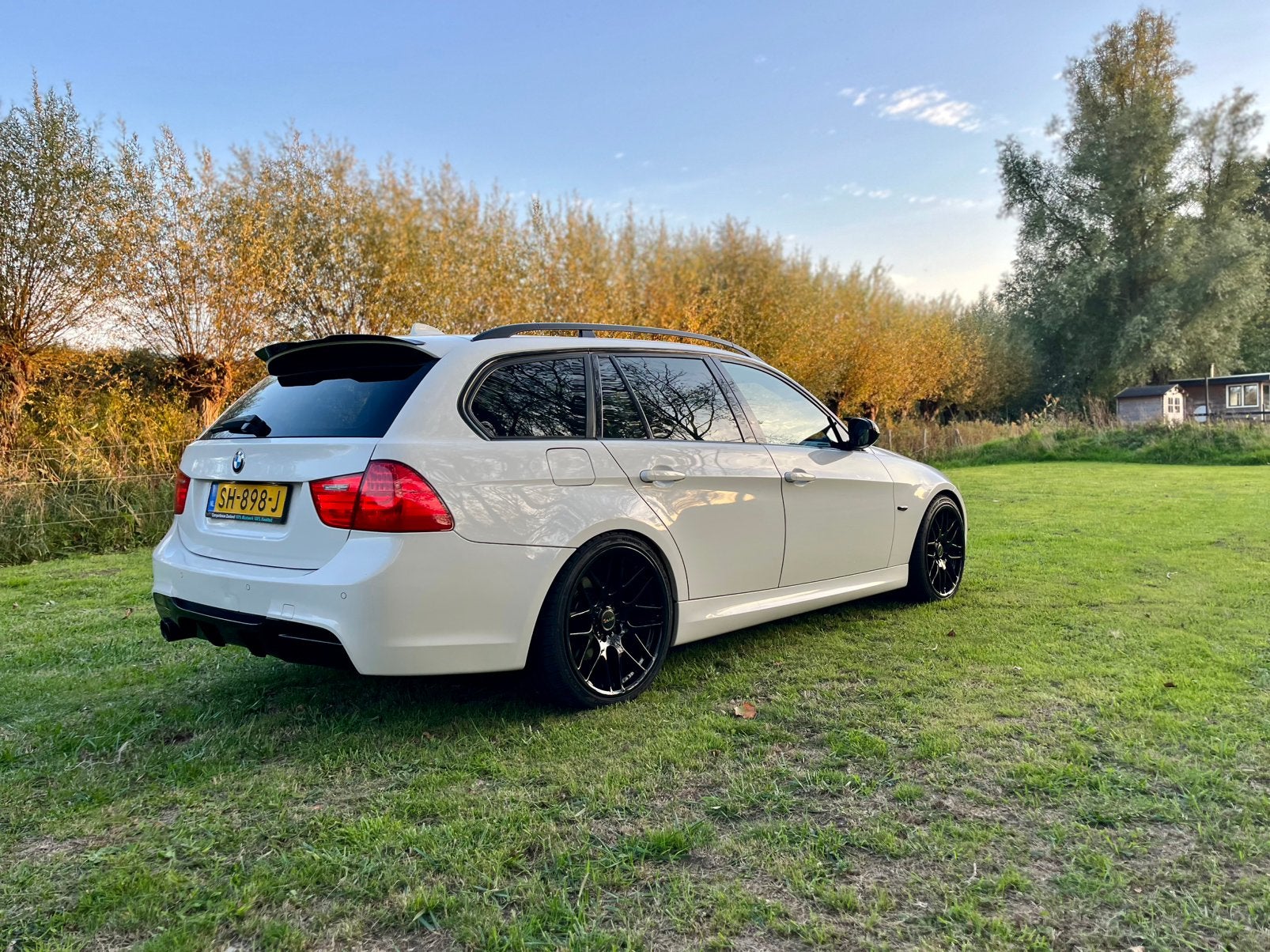Bmw E91 325i M-Tech/Alancatara/Logic7/Trekhaak oem/19”, Autos, Achat, Entreprise, Carnet d'entretien, Alcantara