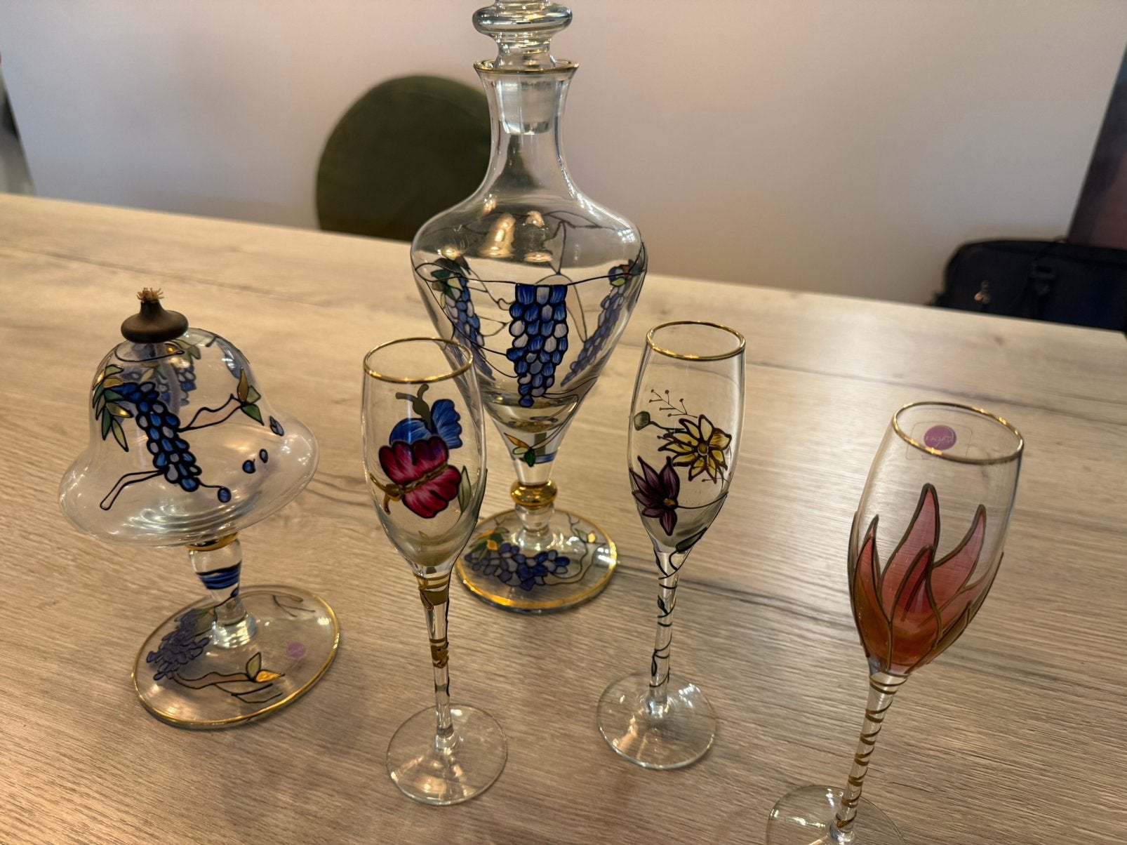 Paul Nagel Germany Tiffany-stijl karaf, 3 glazen & olielamp, Ophalen of Verzenden