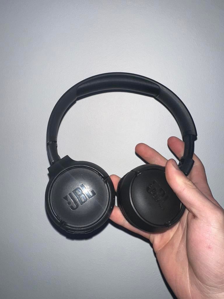 Jbl tune 670 geen noice canceling, Ophalen, Zo goed als nieuw