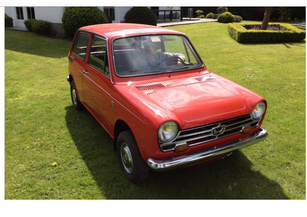 Honda N360, Auto's, Oldtimers, Particulier, Honda, Benzine, Overige carrosserie, 3 deurs, Handgeschakeld, Rood, Zwart, Voorwielaandrijving