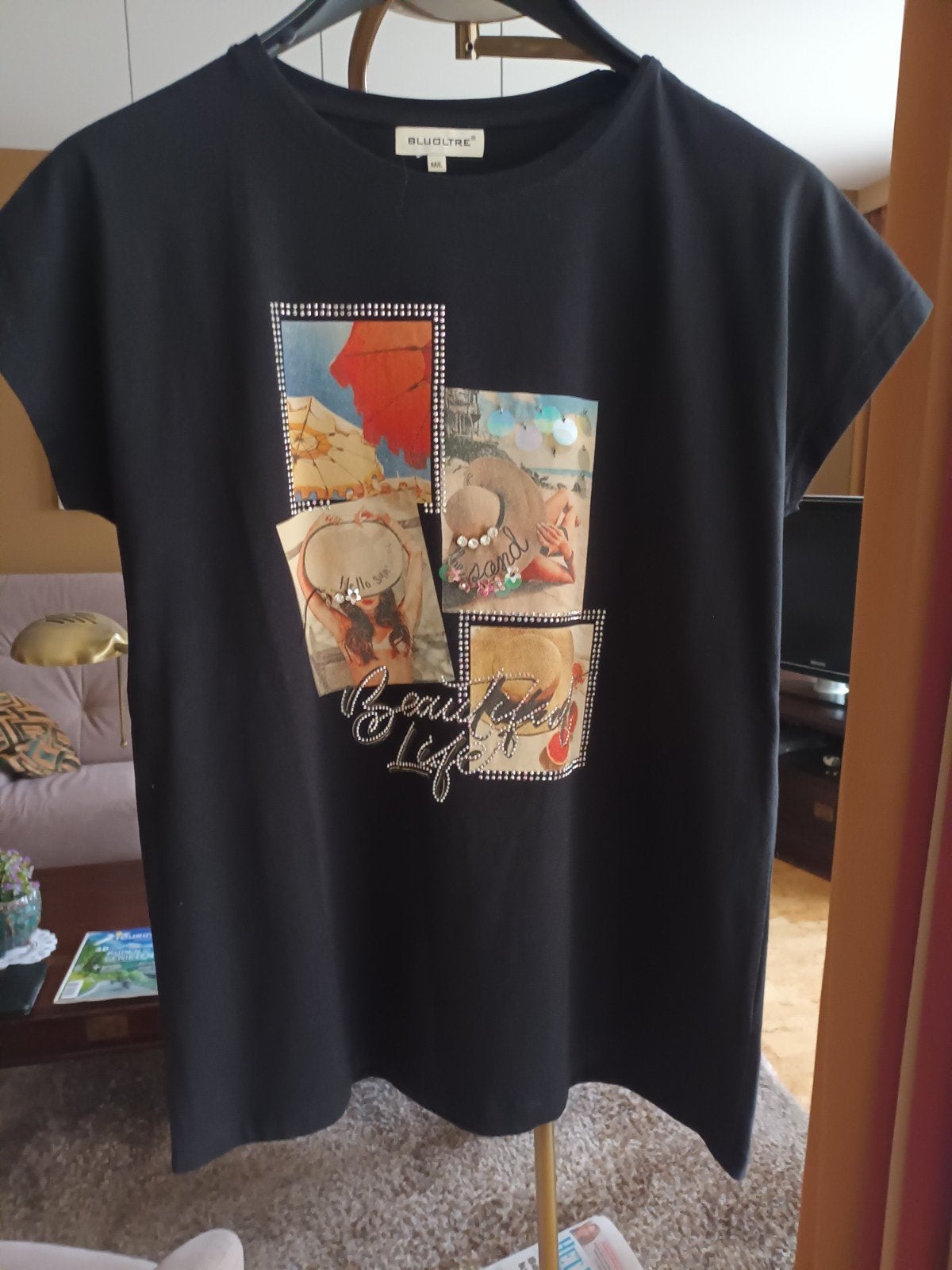 Volledig nieuw T-Shirt "BLUOLTRE:   l, Ophalen of Verzenden, Maat 42/44 (L), Zwart