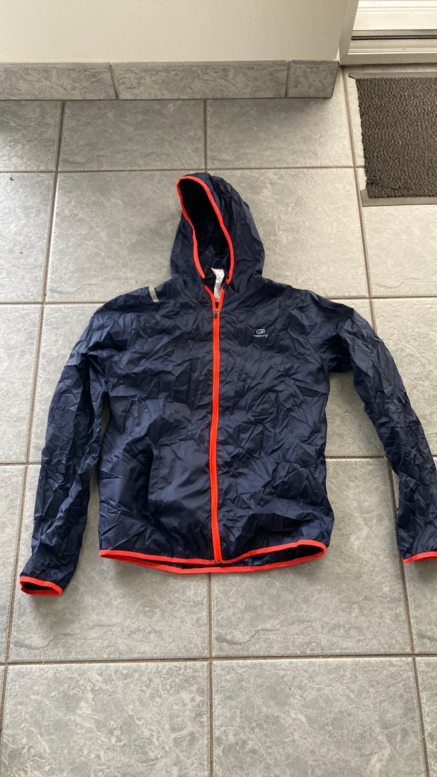 Regenjas regenvestje 14 jaar 153-162cm Decathlon, Ophalen of Verzenden, Zo goed als nieuw