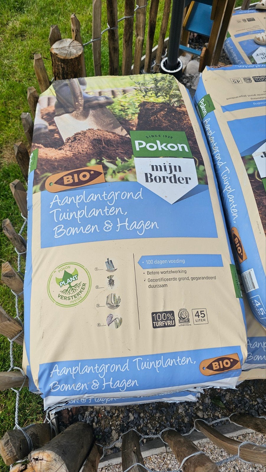 13 pakken pokon hagen en bomen 45l, Ophalen