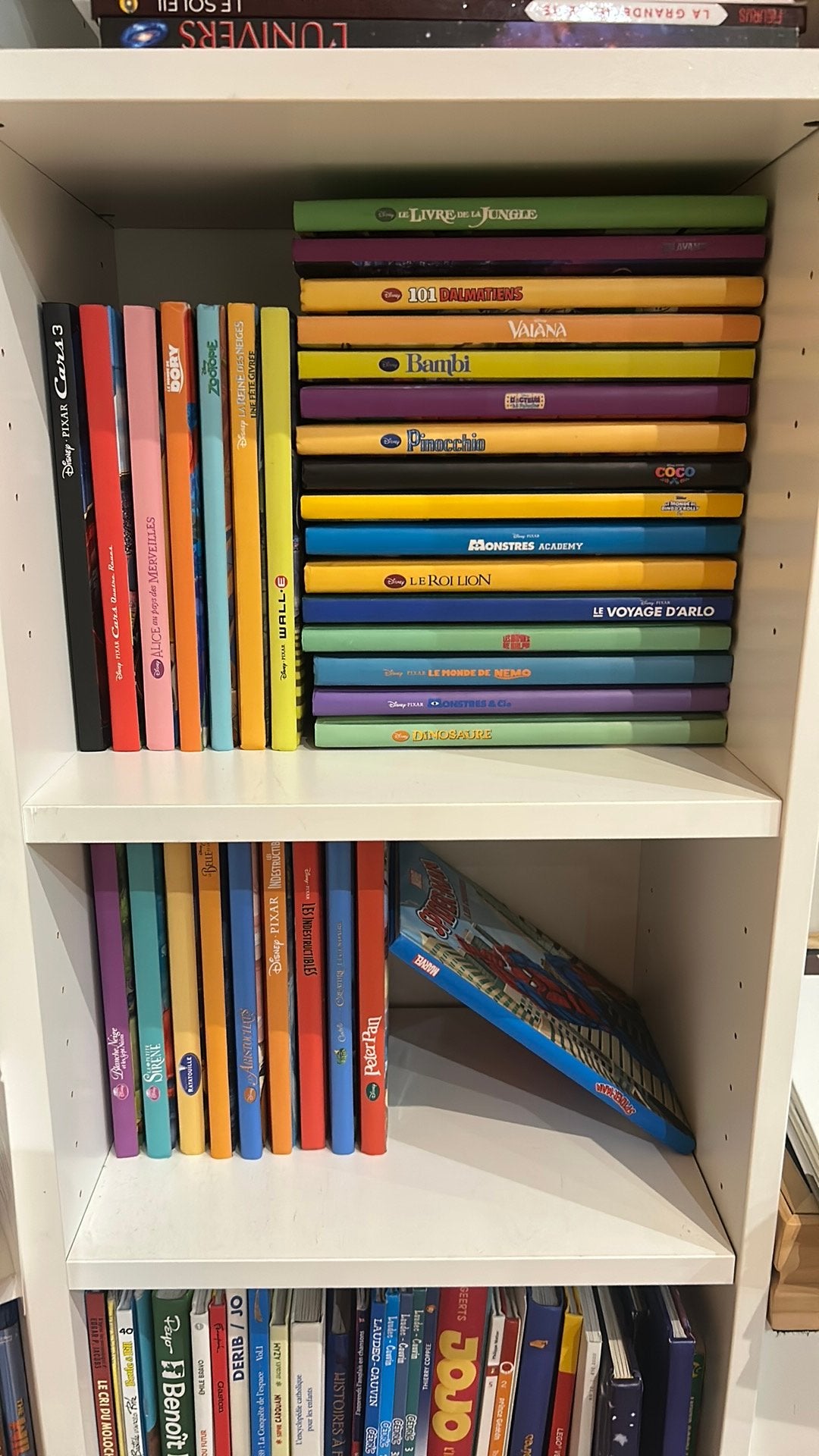 Livres Disney - Belgique loisirs, Enlèvement, Comme neuf