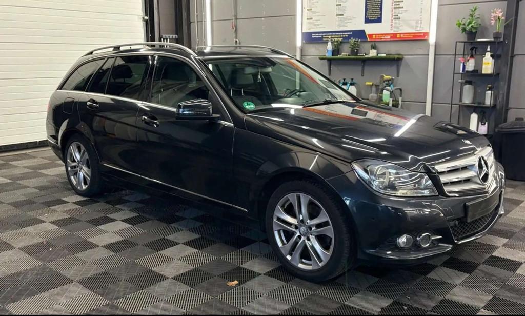Mercedes-Benz C 200 CDI Avantgarde BJ 2014 KM 217000 REEDS V, Auto's, 2175 kg, Gebruikt, Zwart, 4 cilinders