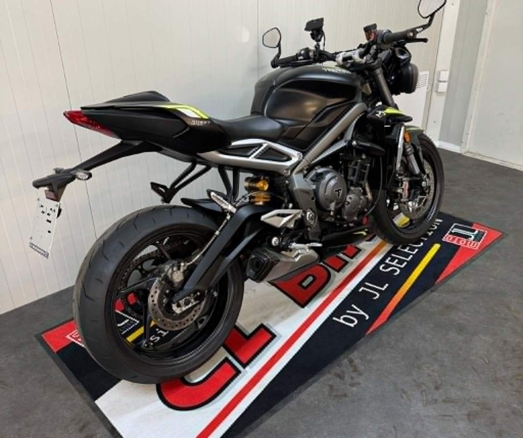 Triumph street triple rs 765, Motos, Motos | Triumph, Permis Moto A, Entreprise, Occasion, Plus de 35 kW