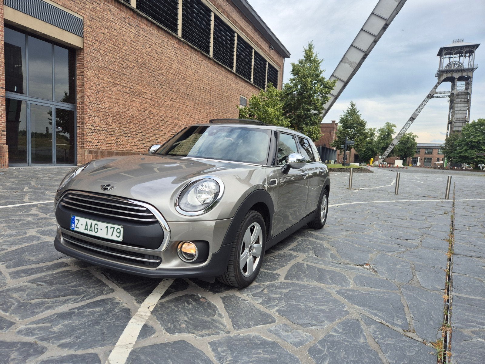 MINI CLUBMAN 1,5 D EN EXCELLENT ÉTAT EURO 6B (PIANO, CLIMATI, Autos, Mini, Entreprise, Achat, Clubman, ABS, Airbags, Air conditionné