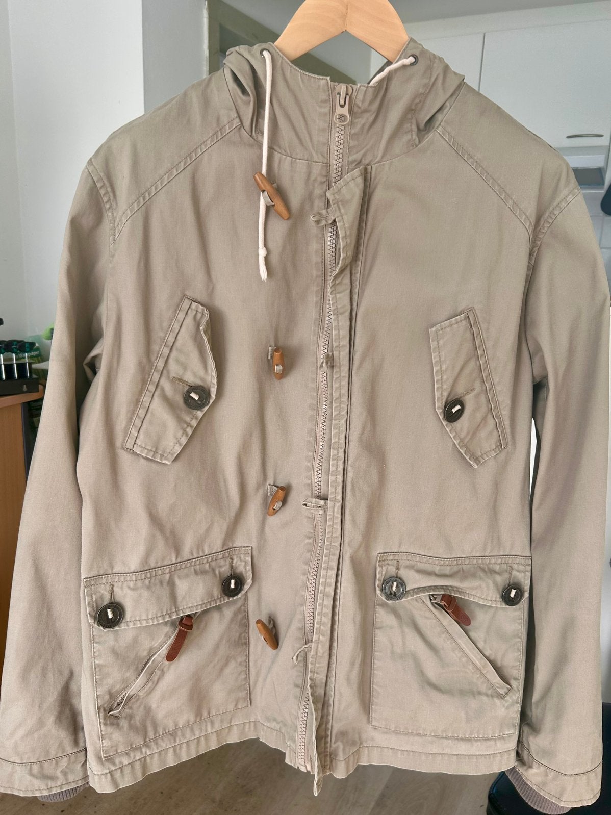 Veste de pluie et coupe-vent XL, z.g.a.n., Enlèvement ou Envoi, Comme neuf, Taille 56/58 (XL), Beige