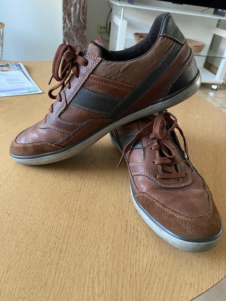 Herenschoenen bruin merk Geox, Andere, Chaussures à lacets, Comme neuf, Brun