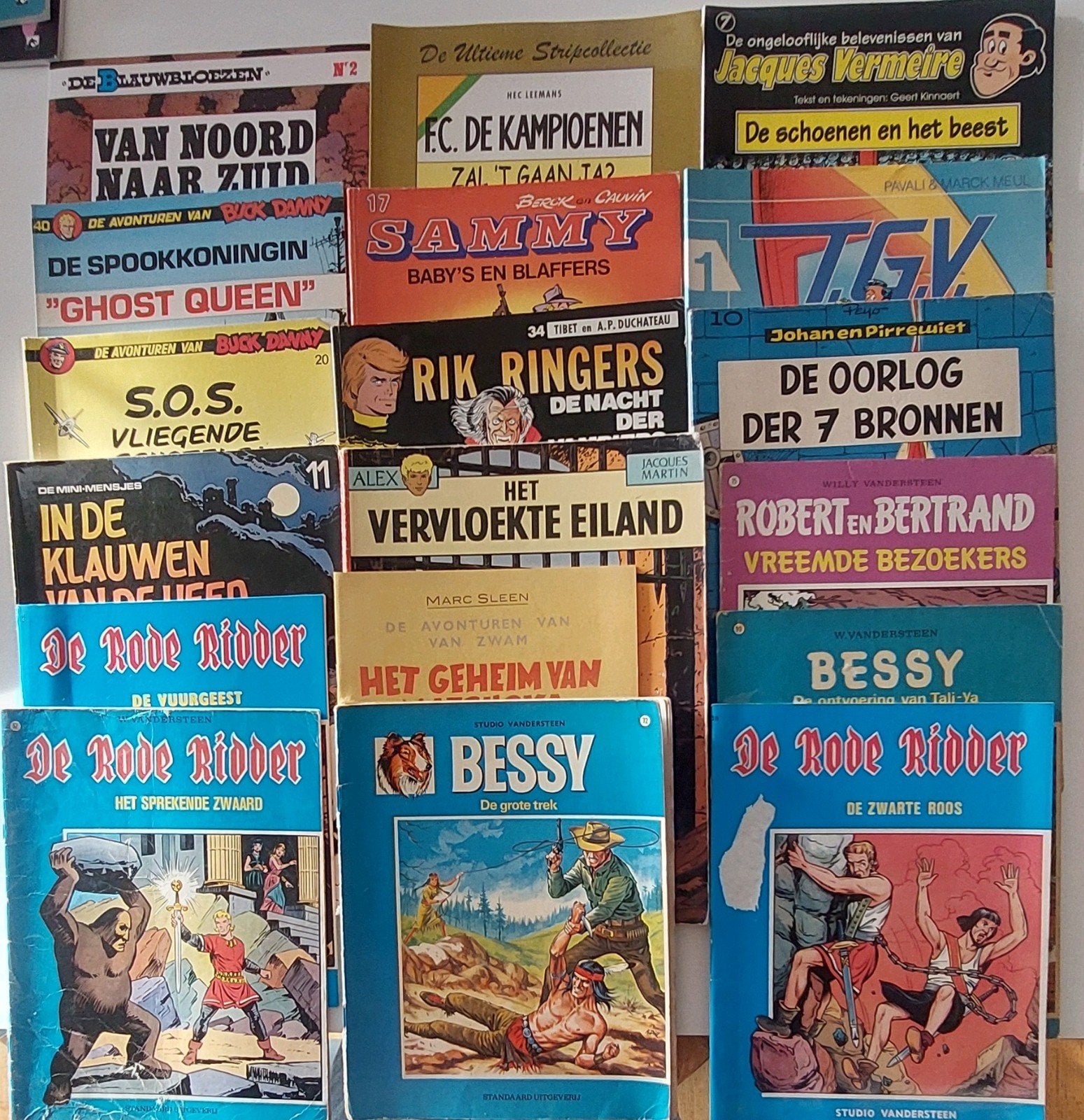 strips verschillende uitgaven 18 stuks, Ophalen of Verzenden