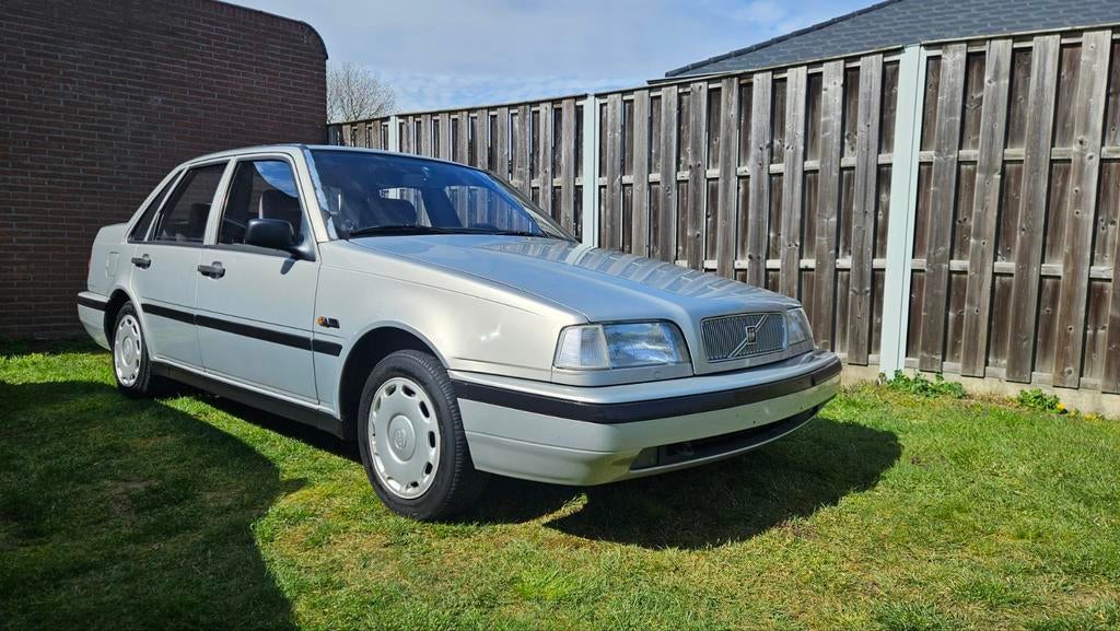 Oldtimer volvo 460 45.000km!!!, Auto's, Oldtimers, Particulier, Volvo, Benzine, 4 deurs, Handgeschakeld, Stof, Voorwielaandrijving