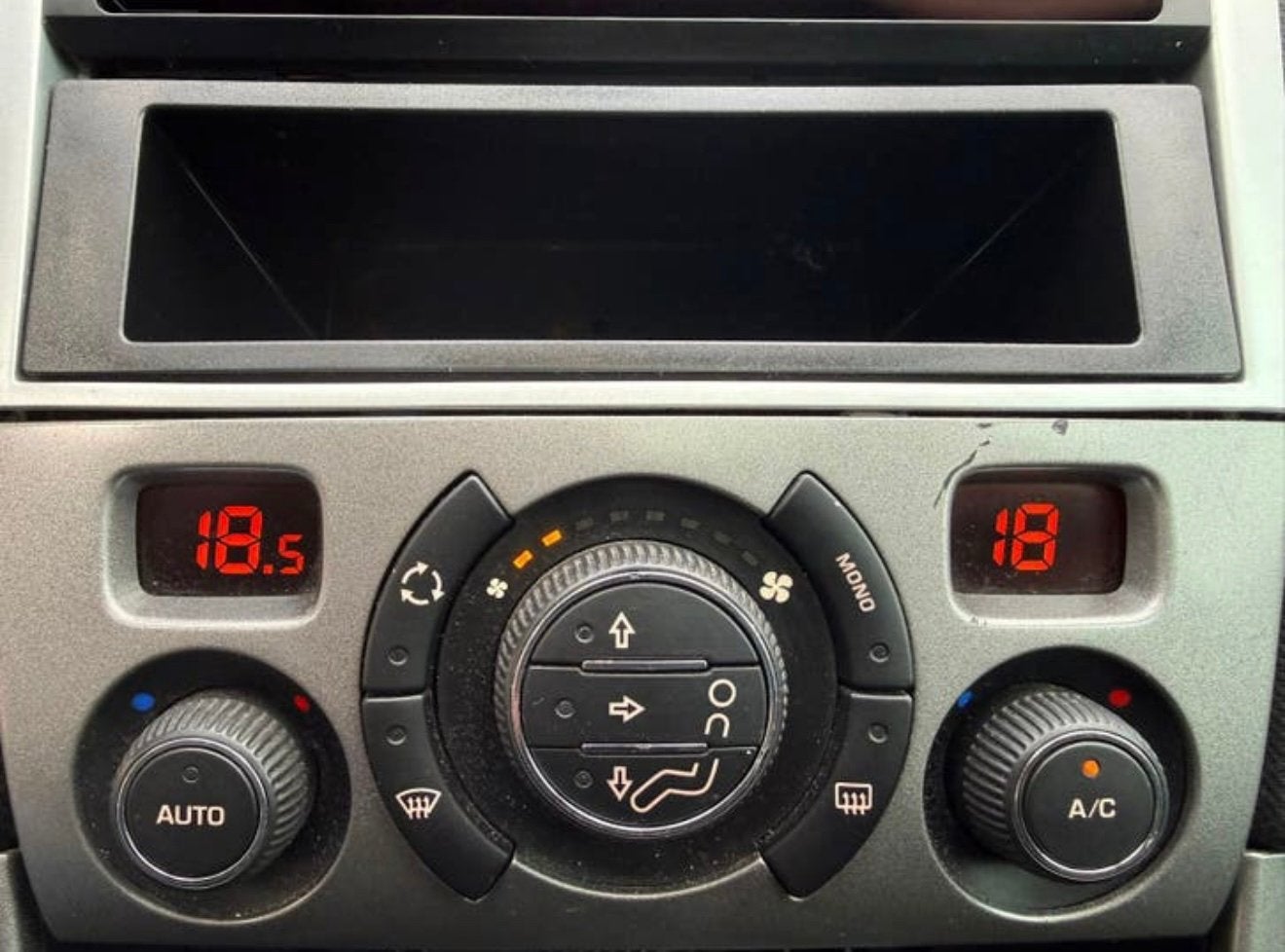 Te koop voor export: Peugeot 308 SW (break) benzine., Autos, Argent ou Gris, Achat, Boîte manuelle, Noir