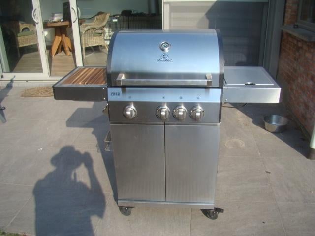 Gasbarbecue Burnhard, Tuin en Terras, Ophalen, Zo goed als nieuw