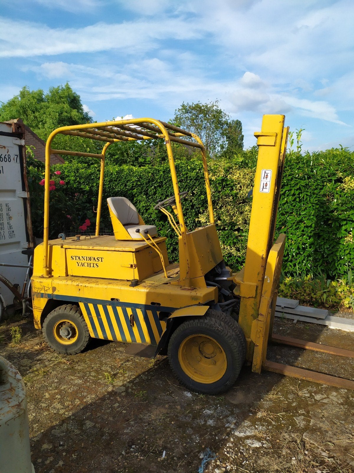 Chariot élévateur Komatsu FD25, 2000 à 3000 kg, Enlèvement, Diesel, Chariot élévateur