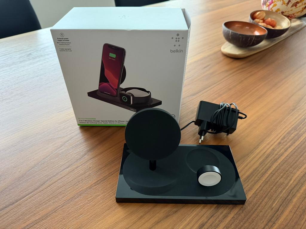 Belkin 3-in-1 wireless charger 7.5W, Ophalen of Verzenden, Zo goed als nieuw, Apple iPhone