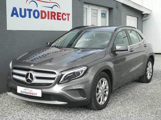 Mercedes-Benz GLA 180 AUTOMAAT Cuir, Navi, Led, Camera,, Autos, Argent ou Gris, Entreprise, 103 g/km, Noir
