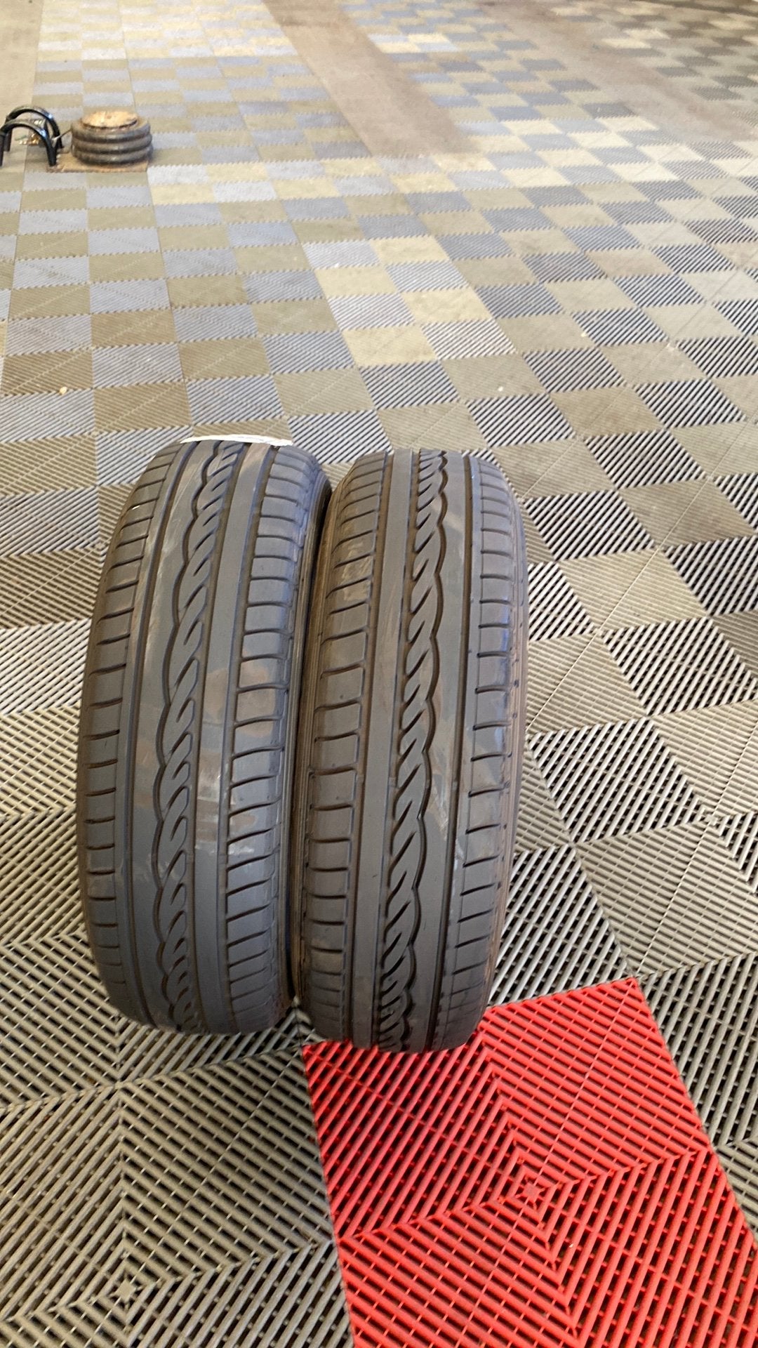 175/65/15-84h metk dunlop per stuk met monteren 45 eur, Ophalen