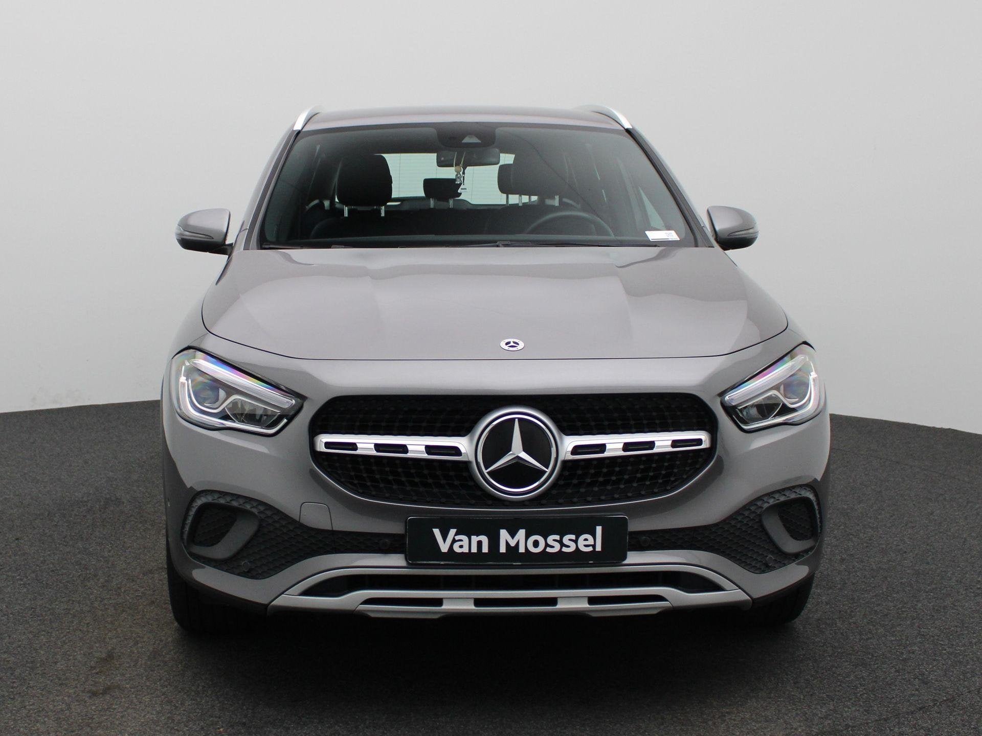 Mercedes-Benz GLA GLA 180 Business Solution 1Y USED GARANTIE, Auto's, Dealer onderhouden, Stof, Gebruikt, 4 cilinders