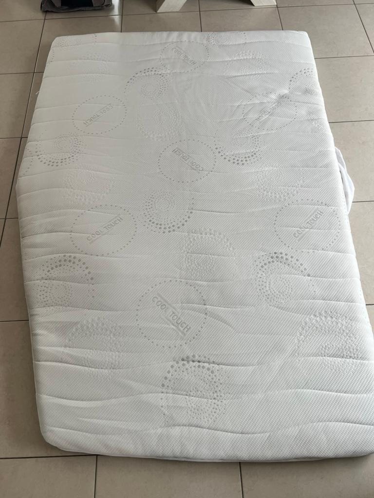Topper frans bed caravan, Ophalen, Zo goed als nieuw
