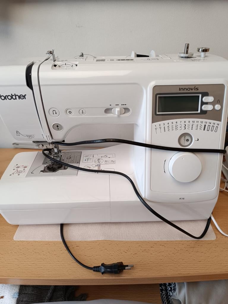 Naaimachine, Hobby en Vrije tijd, Ophalen, Naaimachine
