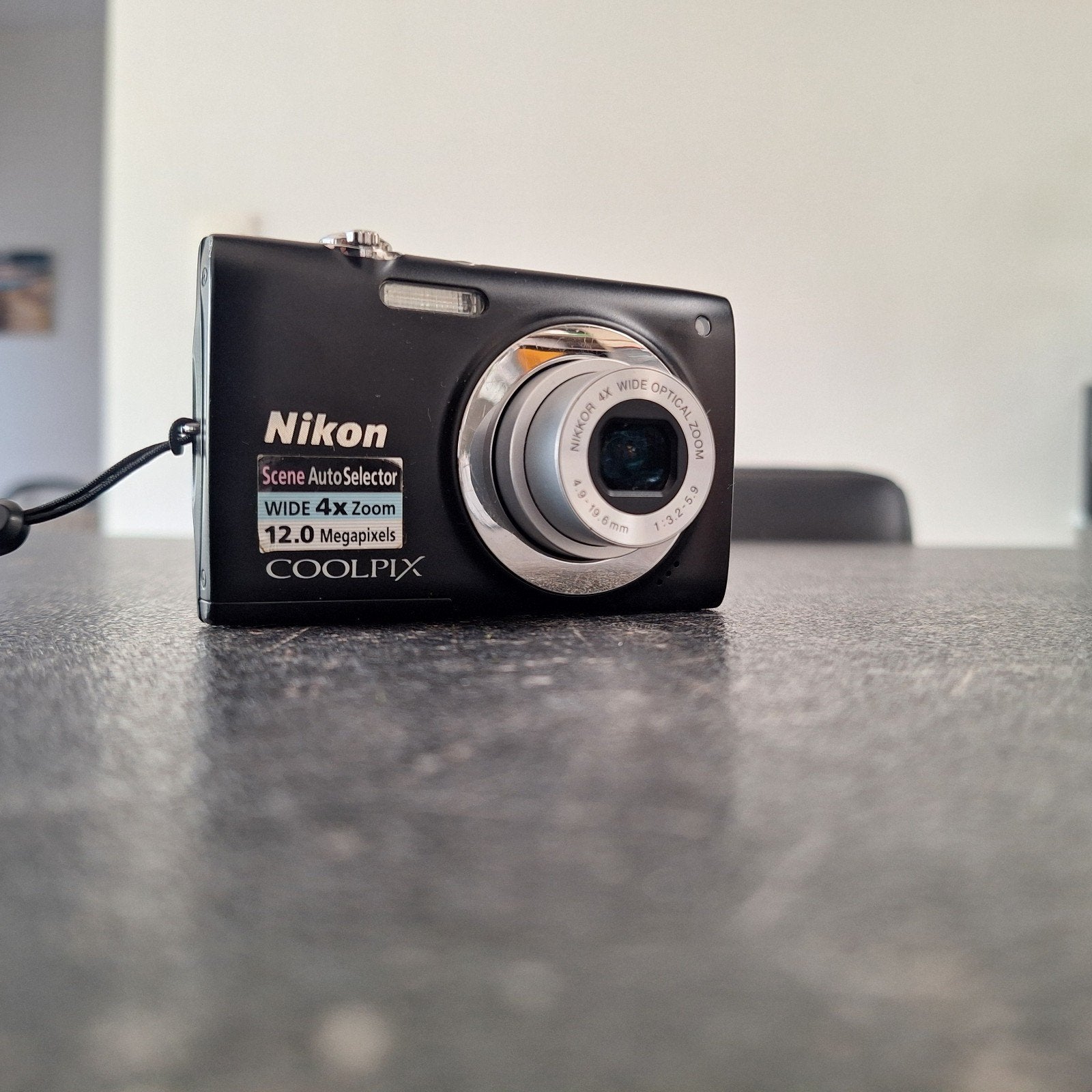 Nikon COOLPIX S2500 – 12MP, Gebruikt, 12 megapixels, Ophalen of Verzenden, 4 t/m 7 keer