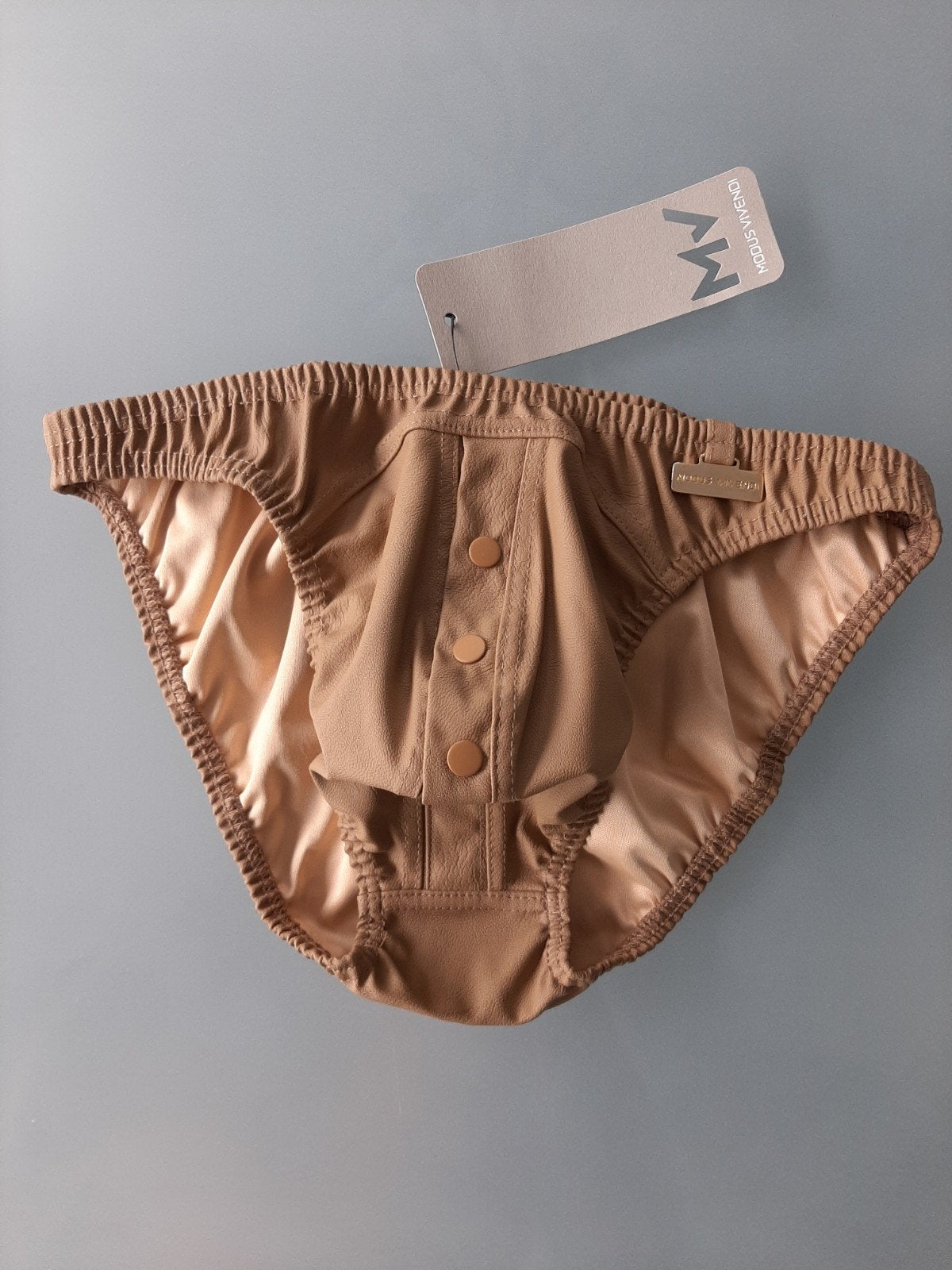 Sexy lederlock slip met  drukknopen  nieuw Medium, Vêtements | Hommes, Sous-vêtements, Enlèvement ou Envoi, Beige, Modus Vivendi