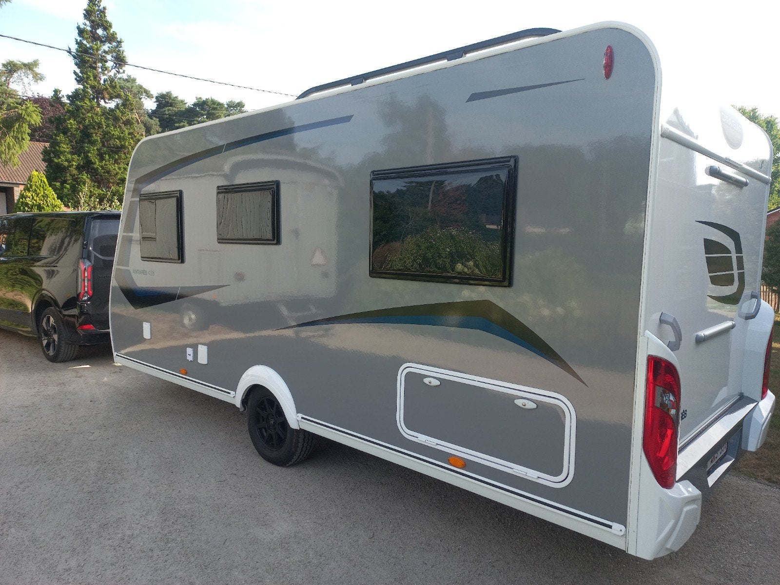 Mobilier et auvent gonflable Caravelair Antares Titanium 455, Caravanes & Camping, 6 à 7 mètres, Grand lit, Particulier, Caravelair