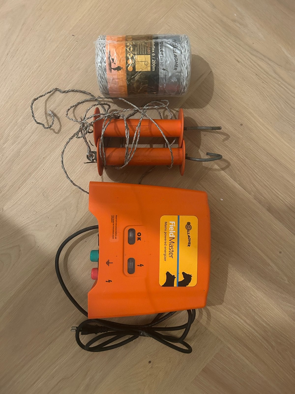 Gallagher Fieldmaster M180, 2 poorthaken, 200m nieuwe draad, Accessoires