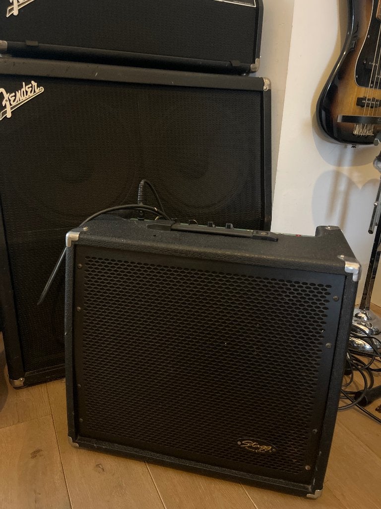 Ampli basse STAGG, Enlèvement, Utilisé, Guitare basse, 100 watts ou plus
