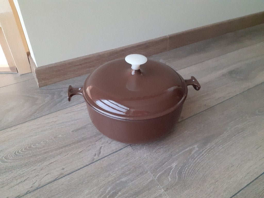 Poêle Le Creuset « La Mama » (Enzo Mari) - 23 cm, Enlèvement ou Envoi, Utilisé, Poêle à frire ou Sauteuse, Plaque céramique