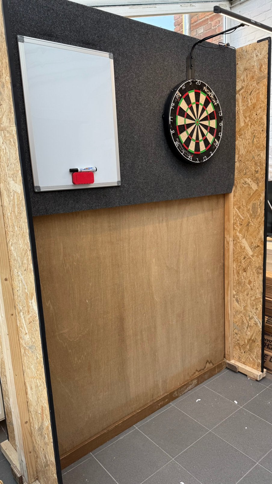 16 dartsstanden (niet afzonderlijk te koop), Enlèvement, Utilisé, Autres types