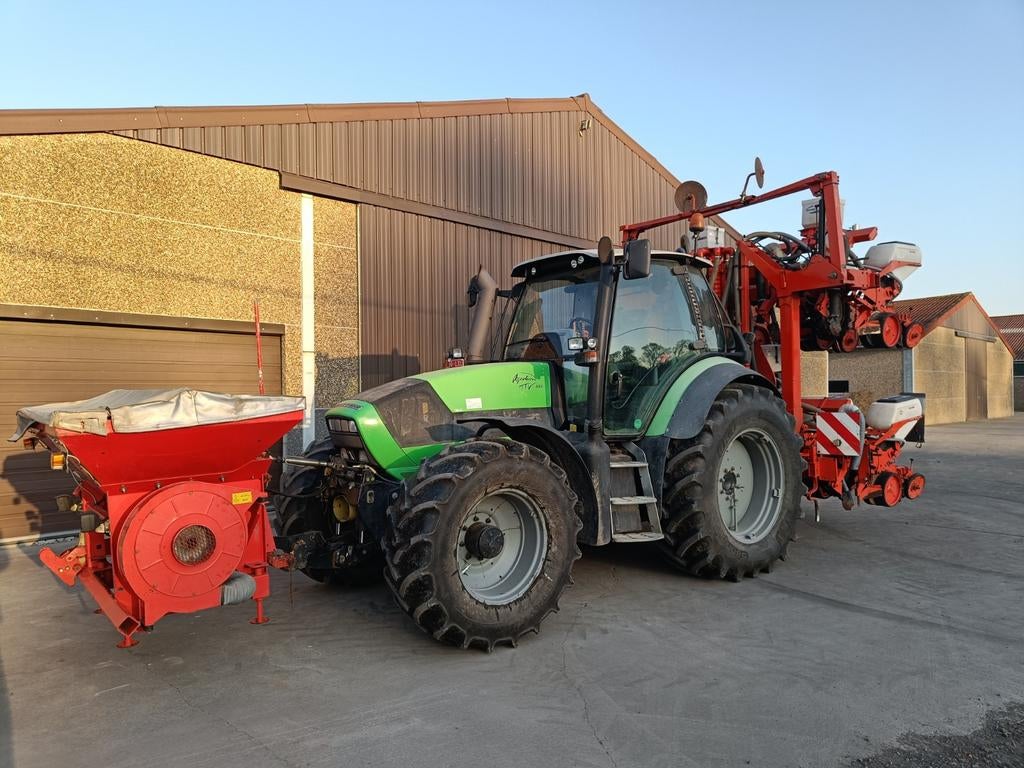 Kuhn Maxima 8 rijen maisplanter +Kuhn fronttank, Zakelijke goederen, Ophalen