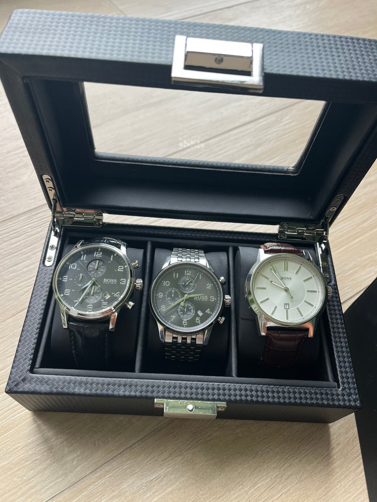 Boss horloge, Handtassen en Accessoires, Staal, Polshorloge, Overige materialen, Zo goed als nieuw
