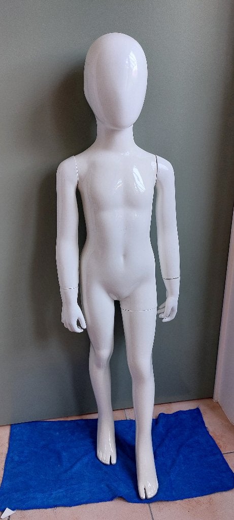 Witte paspop mannequin kindermodel met hoofd ook decoratie, Hobby & Loisirs créatifs, Enlèvement, Utilisé
