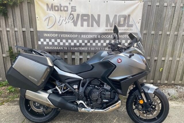 honda nt 1000 dct abs automatic bj 2023 zgst +opties, Motoren, 2 cilinders, Motorrijbewijs A, Meer dan 35 kW, Toermotor