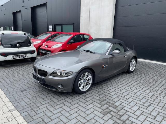 Bmw Z4 2.2I 6 Cilinder, Sportzetels + Onderstel, Airco, Auto's, BMW, 2171 cc, Achterwielaandrijving, Zwart, https://public.car-pass.be/vhr/99b61b35-5d0c-4f45-ad37-c09d81d83df8