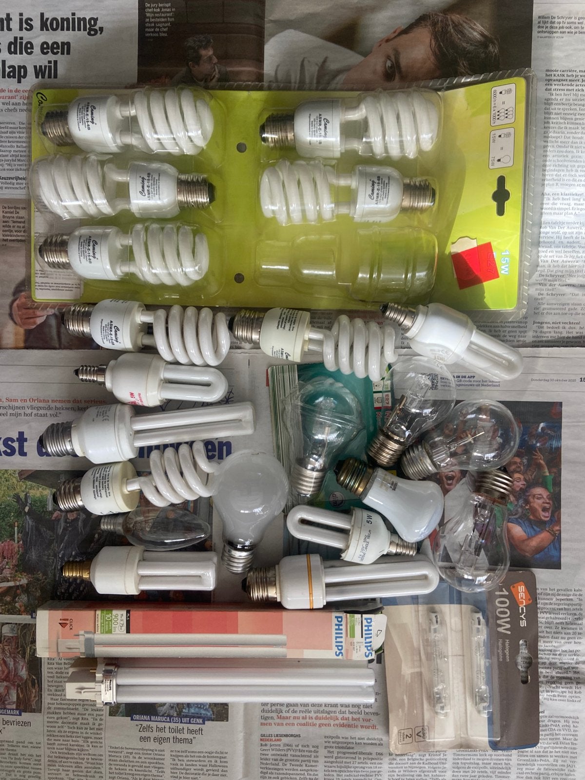 Gratis : spaar en halogeenlampen, Ophalen, Zo goed als nieuw