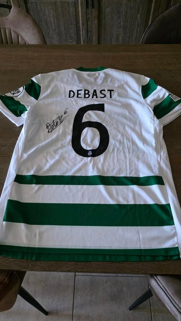 Gesigneerd voetbalshirt Zeno Debast ., Ophalen