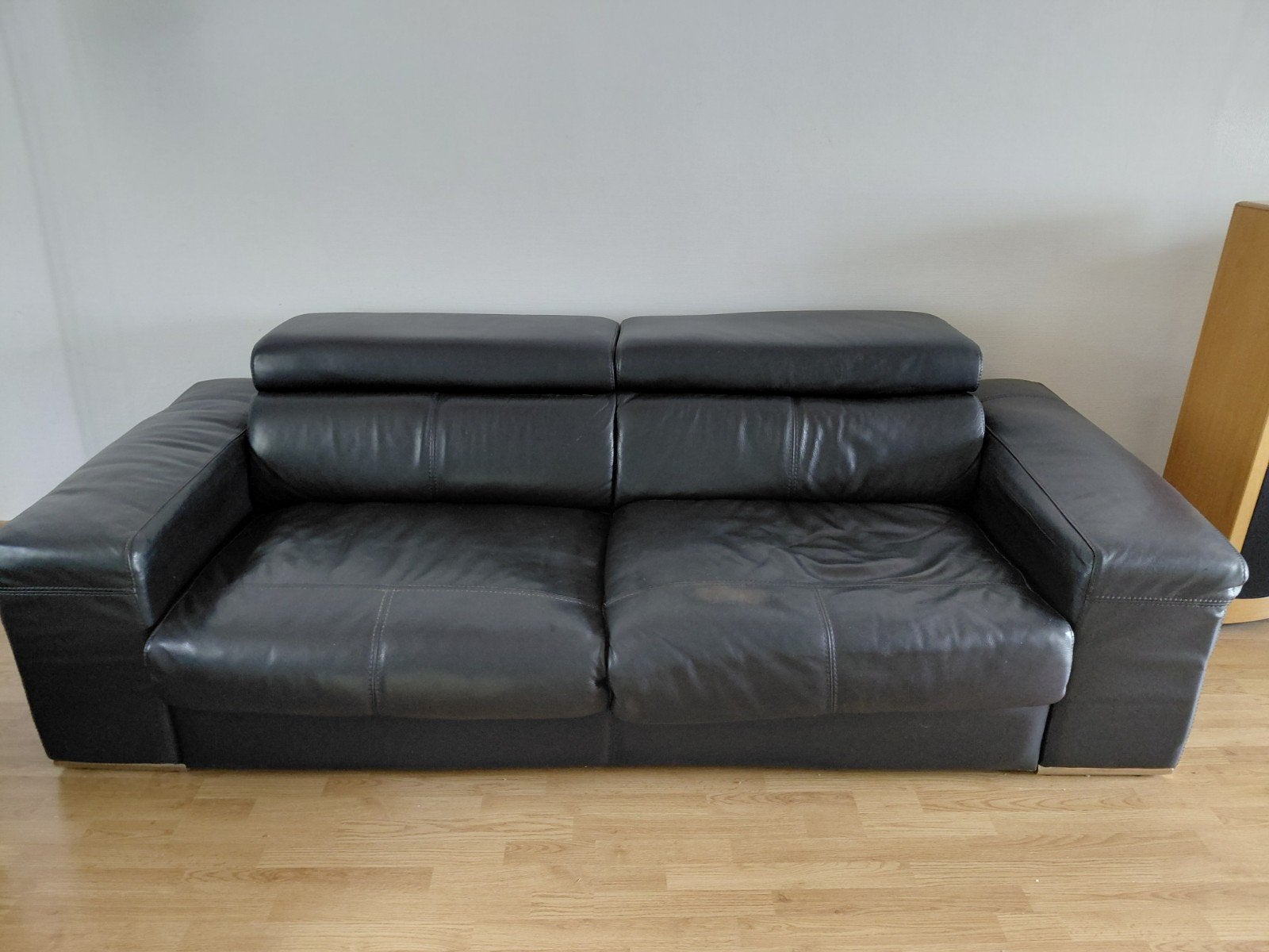 Lederen zetel voor 3 personen te koop. Zwart leder., Ophalen, Gebruikt, 100 tot 125 cm, Driepersoons